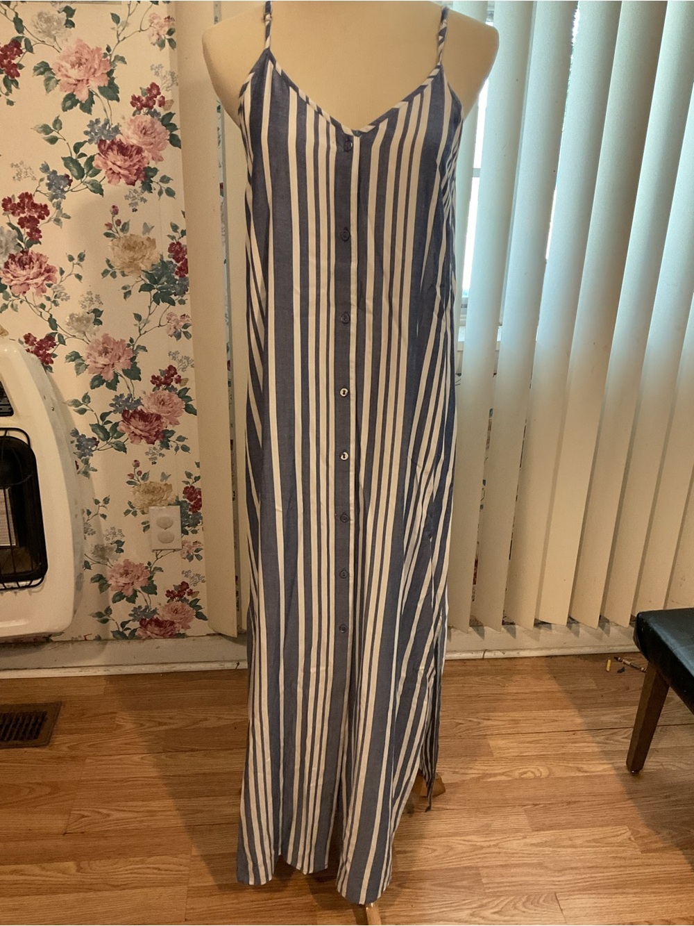 NWT/MUD PIE MAXI DRESS SZ.S. SPLIT SIDES ADJUSTABLE STRAPS 36x47